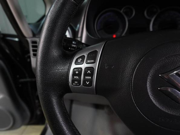 Suzuki SX4 I (Classic) Рестайлинг с пробегом 2010 года, цена 749 000 рублей, 175399 км, хэтчбек, Автокод Объявления