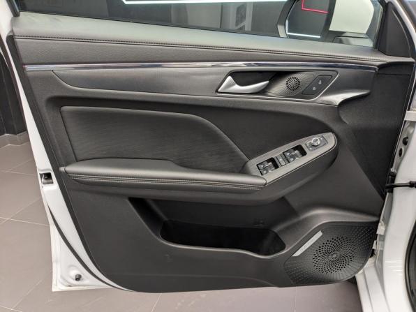 Haval Jolion I с пробегом 2023 года, цена 1 595 000 рублей, 88003 км, внедорожник, Автокод Объявления