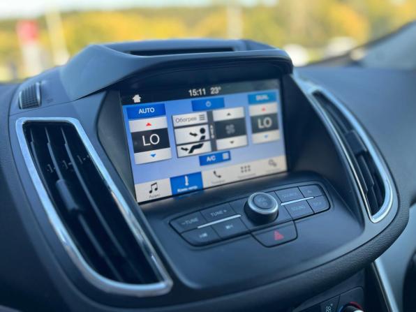 Ford Kuga II Рестайлинг с пробегом 2017 года, цена 1 621 000 рублей, 106977 км, внедорожник, Автокод Объявления