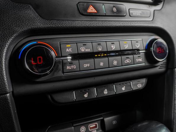 Kia Ceed III с пробегом 2019 года, цена 1 799 000 рублей, 115300 км, универсал, Автокод Объявления