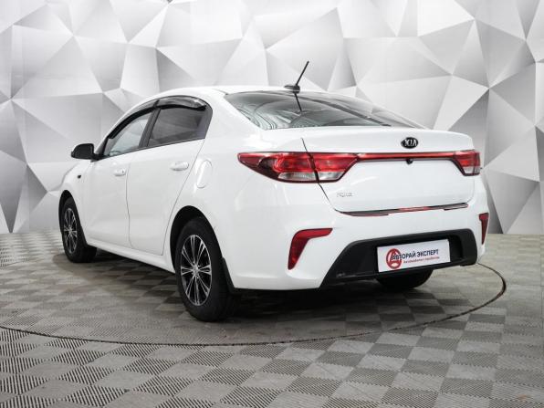 Kia Rio IV с пробегом 2018 года, цена 1 164 000 рублей, 133356 км, седан, Автокод Объявления
