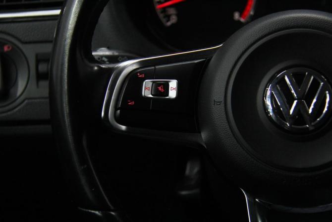 Volkswagen Polo V Рестайлинг с пробегом 2019 года, цена 1 199 000 рублей, 152843 км, седан, Автокод Объявления