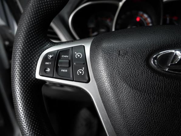 Lada (ВАЗ) Vesta I с пробегом 2018 года, цена 975 200 рублей, 116804 км, седан, Автокод Объявления