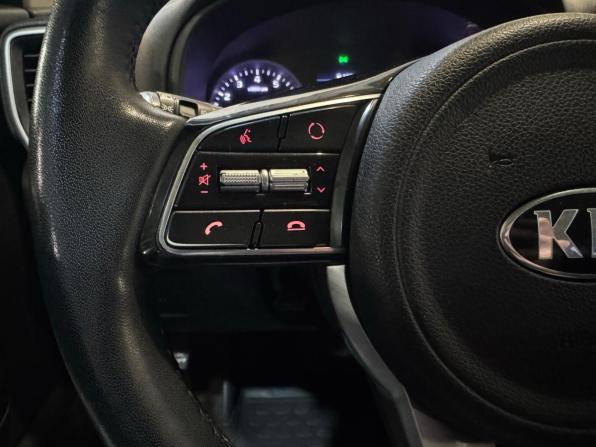 Kia Sportage IV Рестайлинг с пробегом 2019 года, цена 1 769 000 рублей, 183000 км, внедорожник, Автокод Объявления