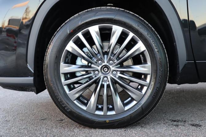 Toyota Highlander IV (XU70) с пробегом 2025 года, цена 5 990 000 рублей, 35 км, внедорожник, Автокод Объявления