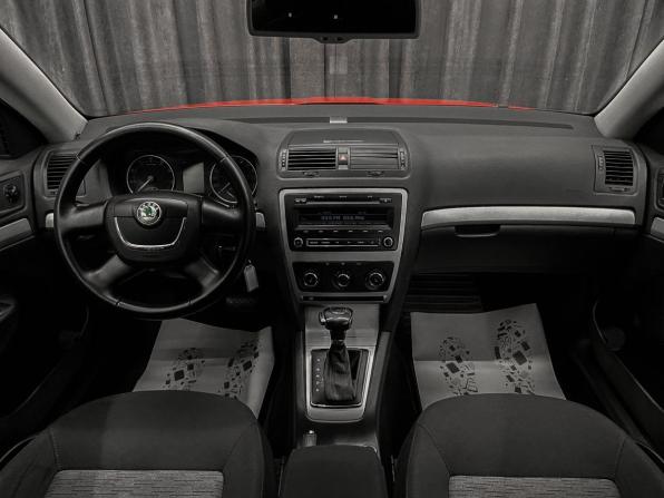 Skoda Octavia II (A5) Рестайлинг с пробегом 2012 года, цена 779 000 рублей, 198000 км, лифтбек, Автокод Объявления