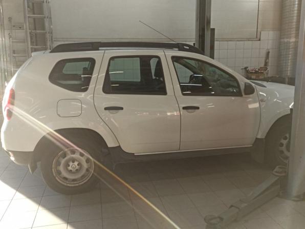 Renault Duster I Рестайлинг с пробегом 2017 года, цена 1 245 000 рублей, 129000 км, внедорожник, Автокод Объявления