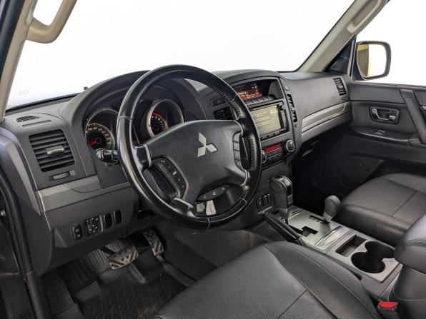 Mitsubishi Pajero IV Рестайлинг 2 с пробегом 2014 года, цена 2 450 000 рублей, 140494 км, внедорожник, Автокод Объявления