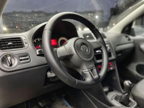 Volkswagen Polo V с пробегом 2013 года, цена 675 000 рублей, 161702 км, седан, Автокод Объявления