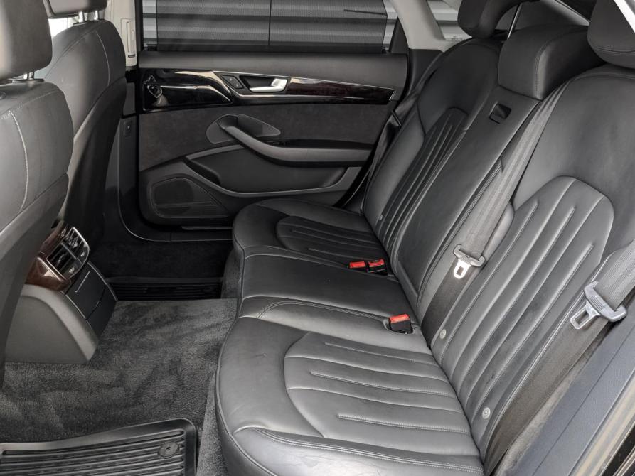 Audi A8 III (D4) Москва  - изображение 16