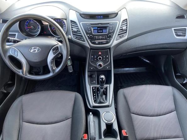Hyundai Elantra V (MD) Рестайлинг с пробегом 2015 года, цена 1 374 534 рубля, 101116 км, седан, Автокод Объявления