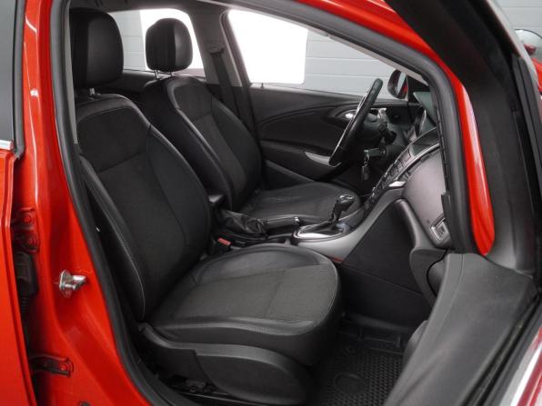 Opel Astra J с пробегом 2012 года, цена 664 000 рублей, 199628 км, хэтчбек, Автокод Объявления