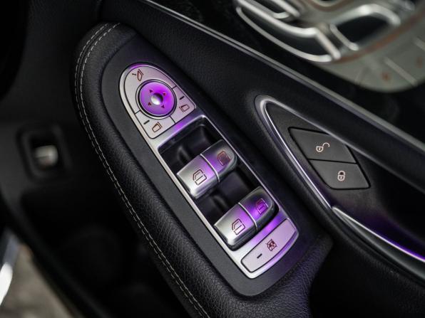 Mercedes-Benz C-Класс IV (W205) Рестайлинг с пробегом 2019 года, цена 2 980 000 рублей, 39000 км, седан, Автокод Объявления