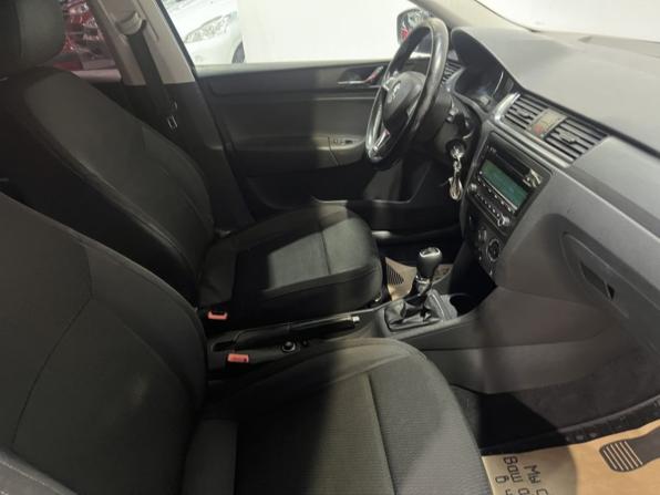 Skoda Rapid I с пробегом 2014 года, цена 725 000 рублей, 237527 км, лифтбек, Автокод Объявления