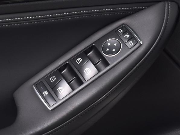 Infiniti Q30 с пробегом 2019 года, цена 2 974 995 рублей, 41696 км, хэтчбек, Автокод Объявления