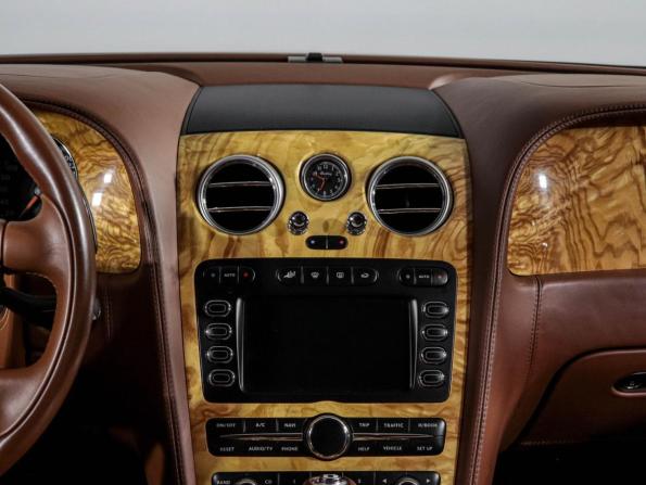 Bentley Continental Flying Spur с пробегом 2005 года, цена 3 800 000 рублей, 30637 км, седан, Автокод Объявления