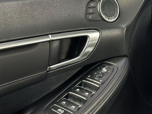 Hyundai Sonata VIII (DN8) с пробегом 2023 года, цена 2 499 000 рублей, 160004 км, седан, Автокод Объявления