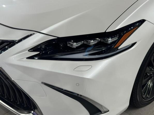 Lexus ES VII с пробегом 2018 года, цена 3 845 000 рублей, 20656 км, седан, Автокод Объявления