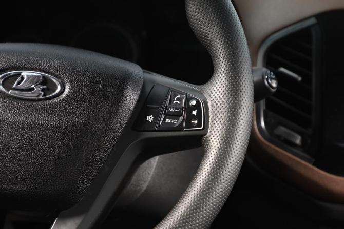 Lada (ВАЗ) XRAY I с пробегом 2018 года, цена 889 000 рублей, 149000 км, хэтчбек, Автокод Объявления