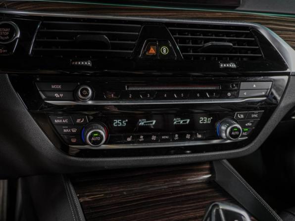 BMW 5 серии VII (G30/G31/G38) с пробегом 2019 года, цена 3 399 000 рублей, 132524 км, седан, Автокод Объявления