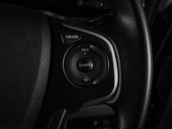 Honda Stepwgn V с пробегом 2015 года, цена 1 819 000 рублей, 197235 км, минивэн, Автокод Объявления
