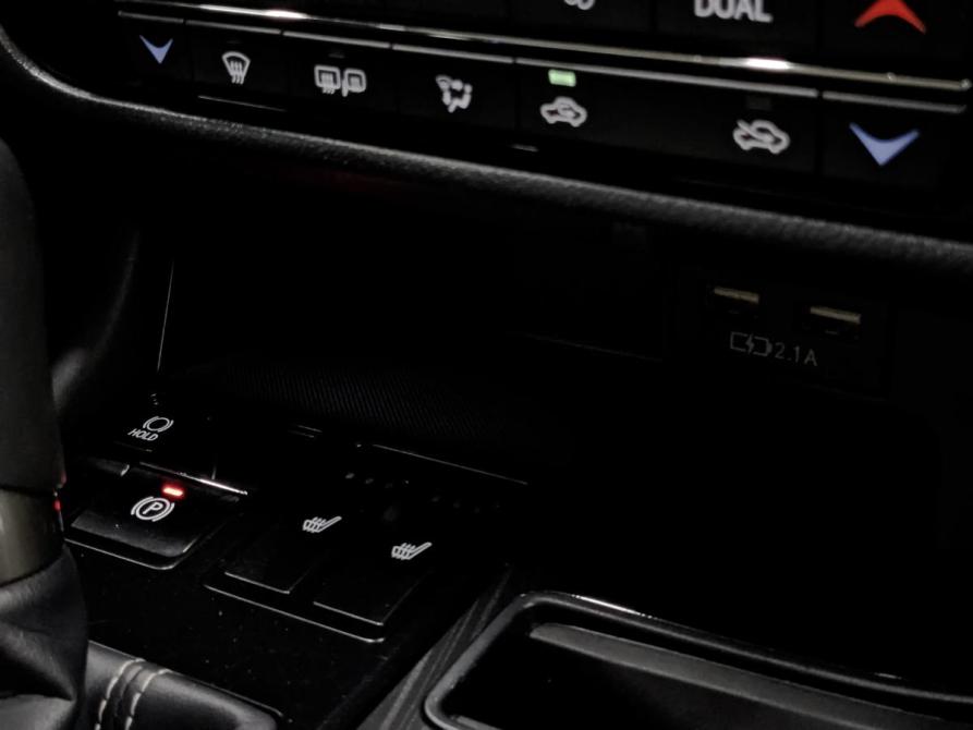 Lexus RX IV Рестайлинг Москва  - изображение 27