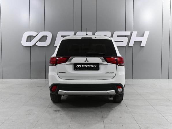 Mitsubishi Outlander III Рестайлинг с пробегом 2015 года, цена 1 829 000 рублей, 146335 км, внедорожник, Автокод Объявления