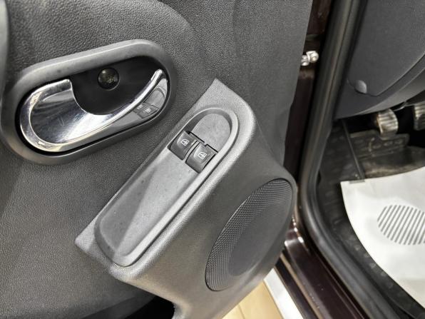 Renault Duster I Рестайлинг с пробегом 2017 года, цена 1 080 000 рублей, 189442 км, внедорожник, Автокод Объявления