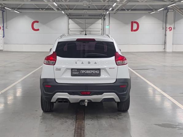 Lada (ВАЗ) XRAY I с пробегом 2018 года, цена 699 000 рублей, 218960 км, хэтчбек, Автокод Объявления