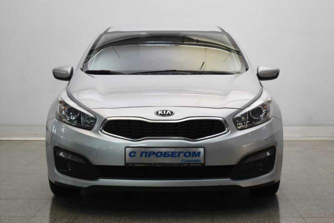 Kia Ceed II Рестайлинг с пробегом 2018 года, цена 1 365 000 рублей, 123138 км, хэтчбек, Автокод Объявления