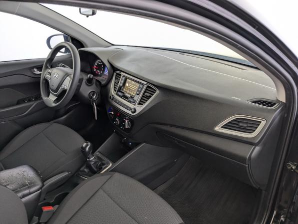 Hyundai Solaris II Рестайлинг с пробегом 2021 года, цена 1 445 000 рублей, 112328 км, седан, Автокод Объявления