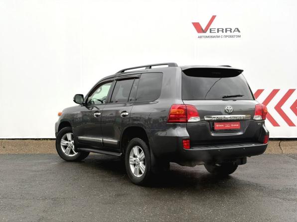 Toyota Land Cruiser 200 Series Рестайлинг 1 с пробегом 2012 года, цена 3 540 000 рублей, 283728 км, внедорожник, Автокод Объявления