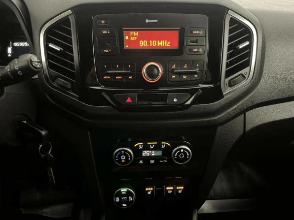 Lada (ВАЗ) XRAY I с пробегом 2019 года, цена 920 000 рублей, 195989 км, хэтчбек, Автокод Объявления