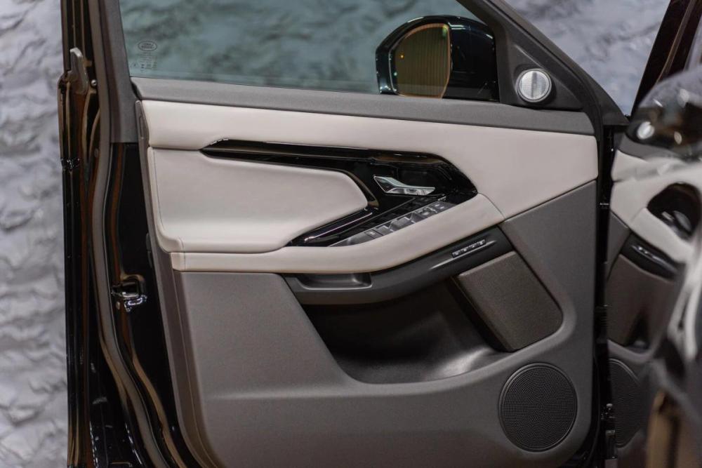 Land Rover Range Rover Evoque II Рестайлинг Москва  - изображение 21