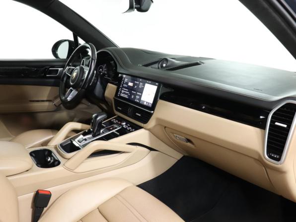 Porsche Cayenne III с пробегом 2019 года, цена 5 999 990 рублей, 111025 км, внедорожник, Автокод Объявления