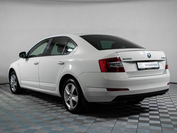 Skoda Octavia III (A7) с пробегом 2016 года, цена 1 627 000 рублей, 124407 км, лифтбек, Автокод Объявления