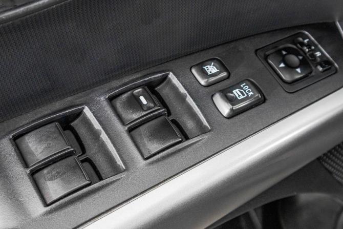 Mitsubishi Outlander II Рестайлинг с пробегом 2011 года, цена 1 249 000 рублей, 296200 км, внедорожник, Автокод Объявления