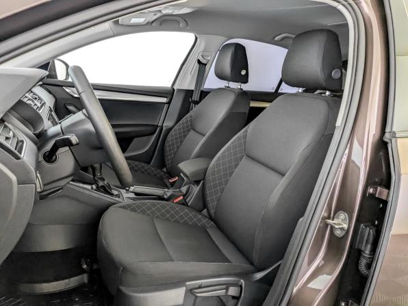 Skoda Octavia III (A7) Рестайлинг с пробегом 2019 года, цена 1 750 000 рублей, 97886 км, лифтбек, Автокод Объявления