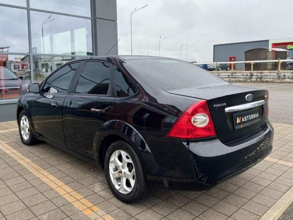 Ford Focus II Рестайлинг с пробегом 2008 года, цена 525 000 рублей, 402584 км, седан, Автокод Объявления