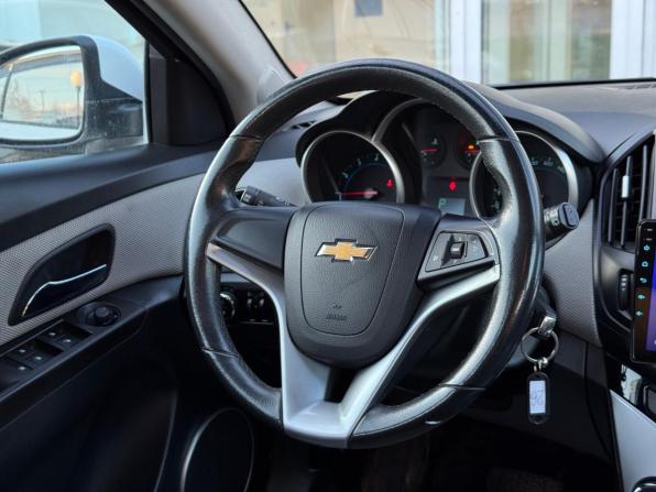 Chevrolet Cruze I Рестайлинг с пробегом 2013 года, цена 765 000 рублей, 169309 км, хэтчбек, Автокод Объявления