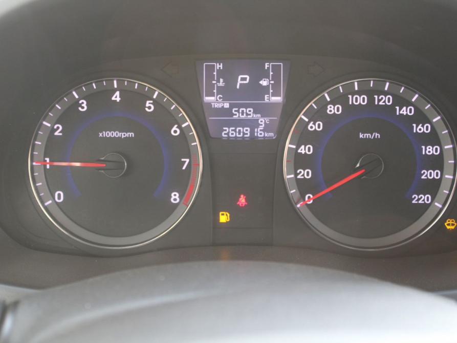 Hyundai Solaris I Рестайлинг Москва  - изображение 11