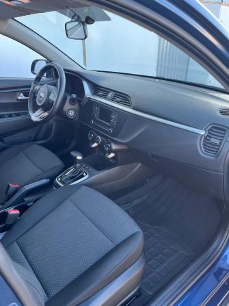 Kia Rio IV Рестайлинг с пробегом 2021 года, цена 1 650 000 рублей, 98000 км, хэтчбек, Автокод Объявления