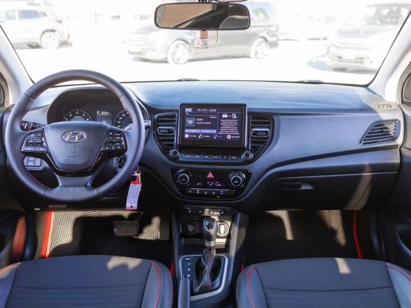 Hyundai Solaris II Рестайлинг с пробегом 2022 года, цена 1 459 000 рублей, 164532 км, седан, Автокод Объявления
