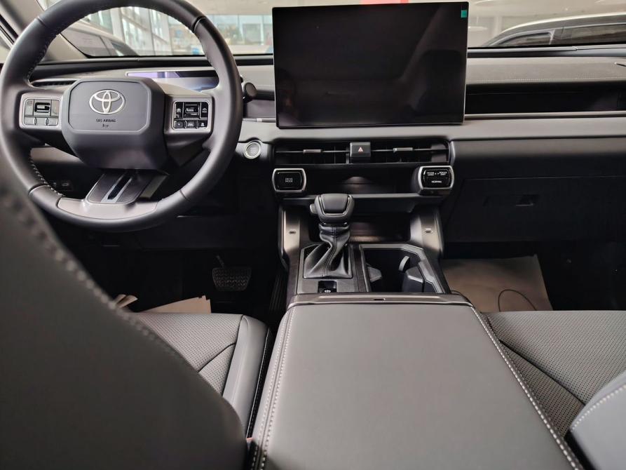 Toyota RAV4 VI (XA60) Челябинск  - изображение 17