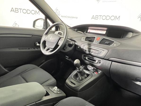 Renault Scenic III с пробегом 2010 года, цена 617 000 рублей, 312503 км, компактвэн, Автокод Объявления