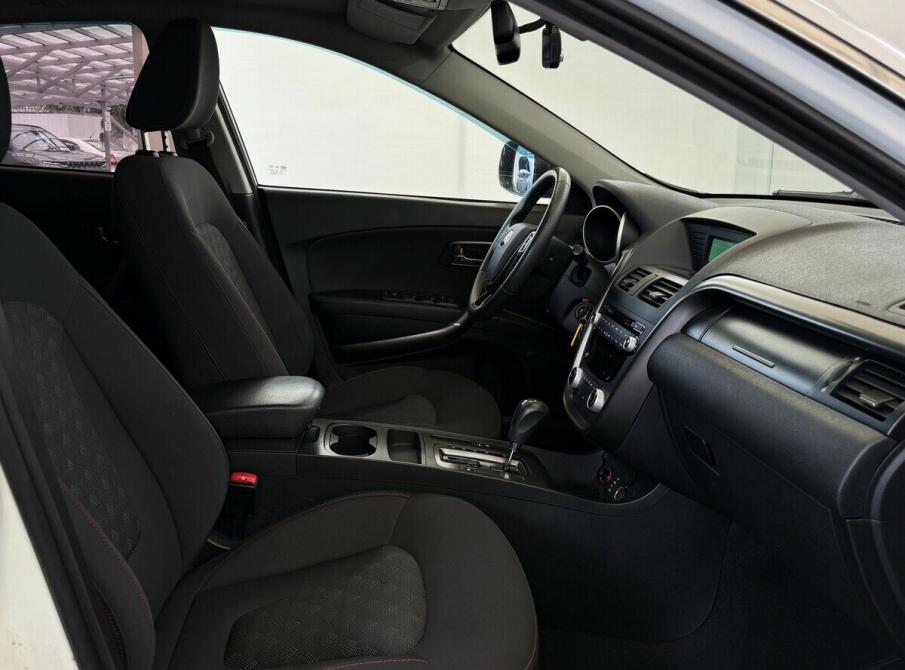 FAW Besturn X80 I Москва  - изображение 11