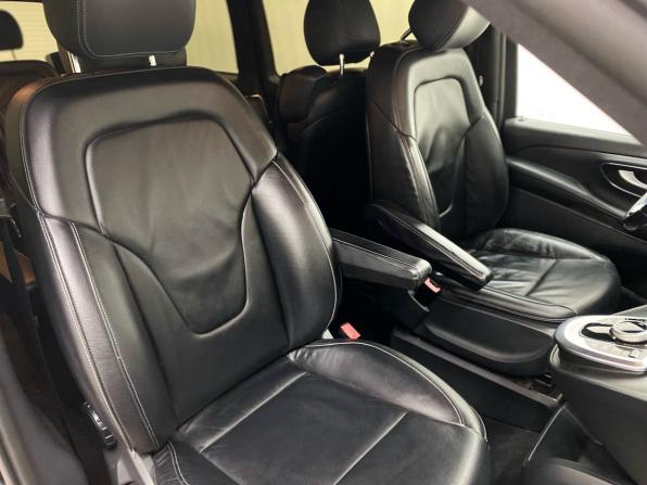Mercedes-Benz V-Класс III (W447) с пробегом 2018 года, цена 4 325 000 рублей, 145542 км, минивэн, Автокод Объявления