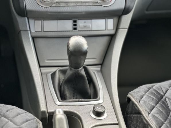 Ford Focus II Рестайлинг с пробегом 2011 года, цена 585 000 рублей, 253583 км, хэтчбек, Автокод Объявления