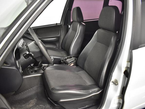 Chevrolet Niva I Рестайлинг с пробегом 2013 года, цена 523 200 рублей, 95908 км, внедорожник, Автокод Объявления
