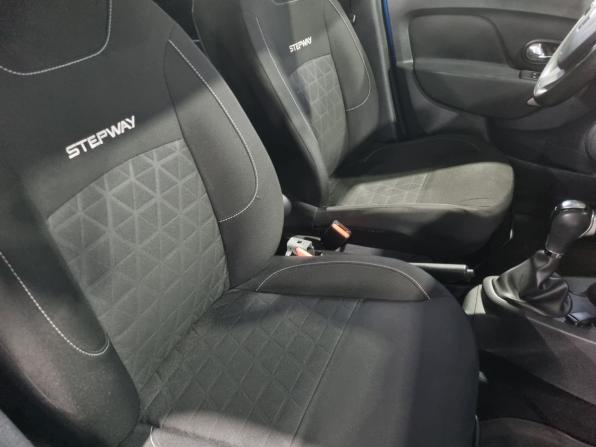 Renault Sandero II с пробегом 2016 года, цена 974 000 рублей, 132000 км, хэтчбек, Автокод Объявления
